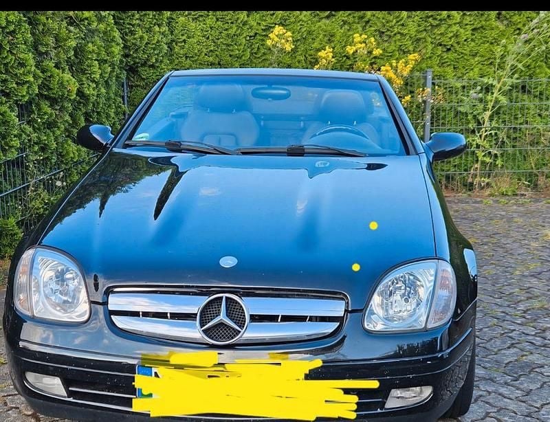 Gebraucht Mercedes SLK230 193 PS (141 kW) 1999 Schwarz Cabrio