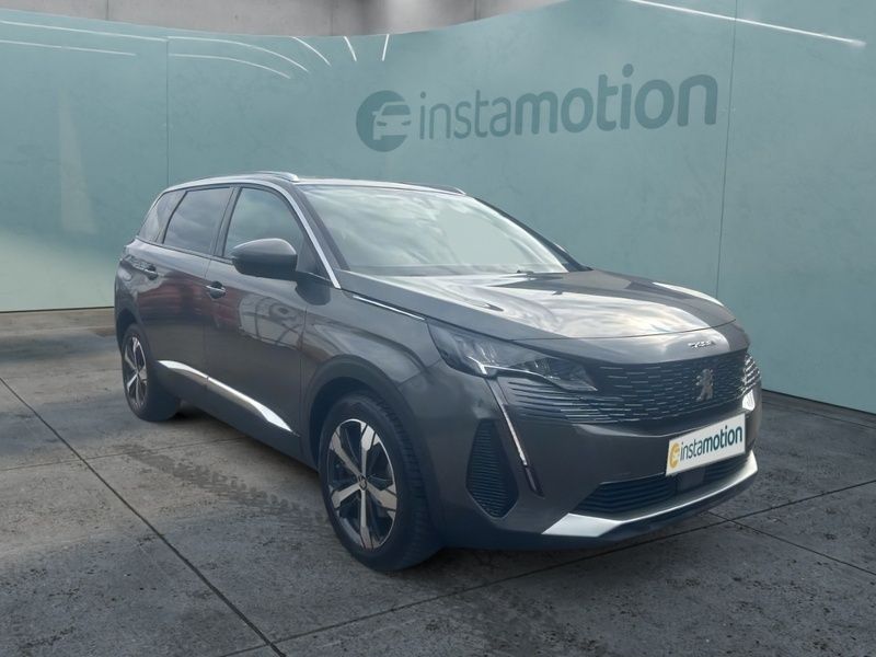 Grau Gebraucht 2022 Peugeot 5008 Allure Van / Kleinbus | 29.740 € (Etwas zu teuer) - Bild 1/3
