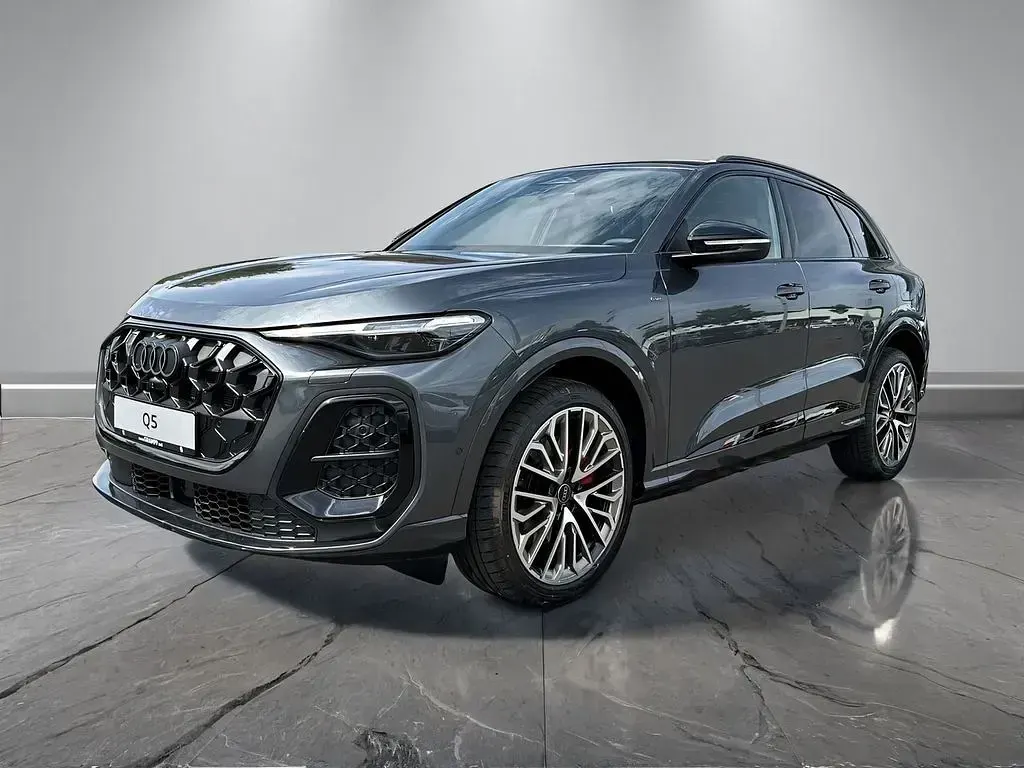 Gebraucht Audi Q5 Sport 367 PS (269 kW) 2026 Daytonagrau perleffekt SUV