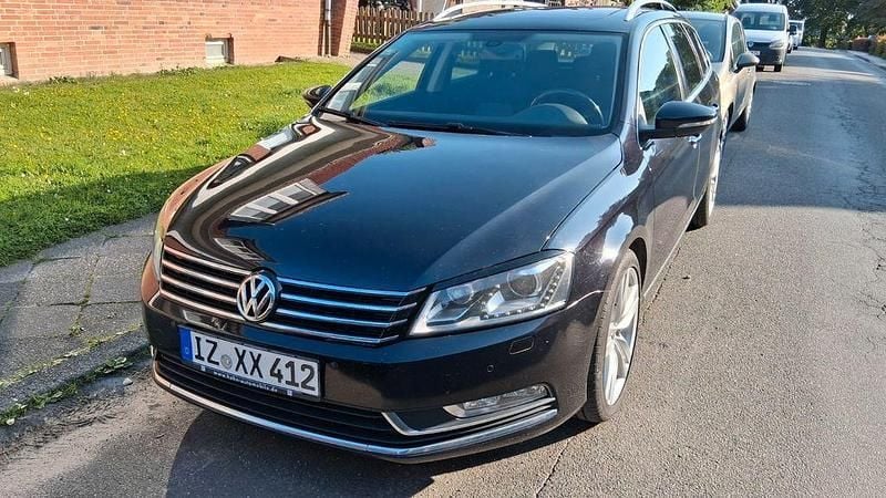 Schwarz Gebraucht 2014 VW Passat Exclusive Kombi | 6.200 € (Superpreis) - Bild 1/4
