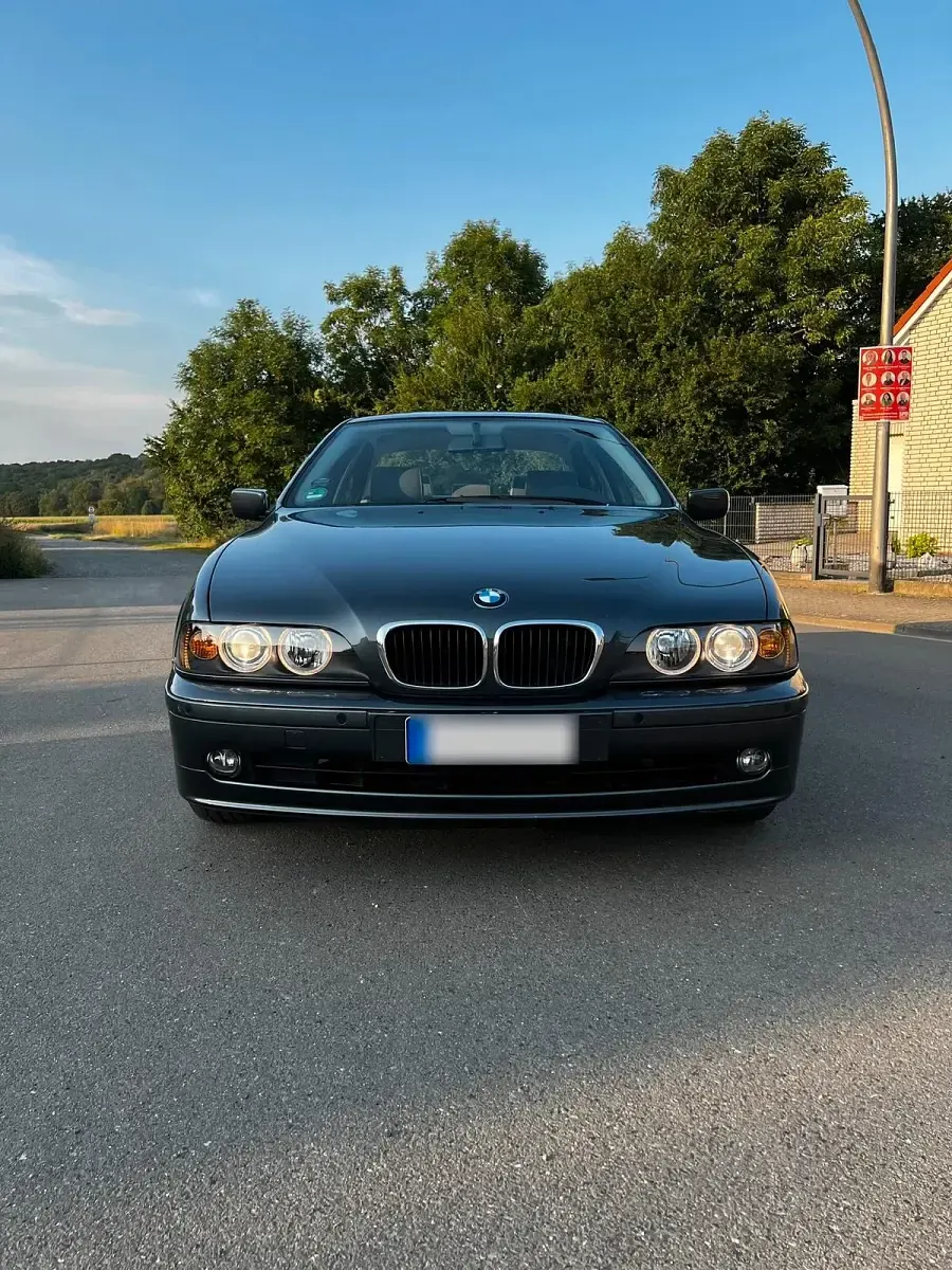 Gebraucht BMW 525 192 PS (141 kW) 2001 Grau Limousine