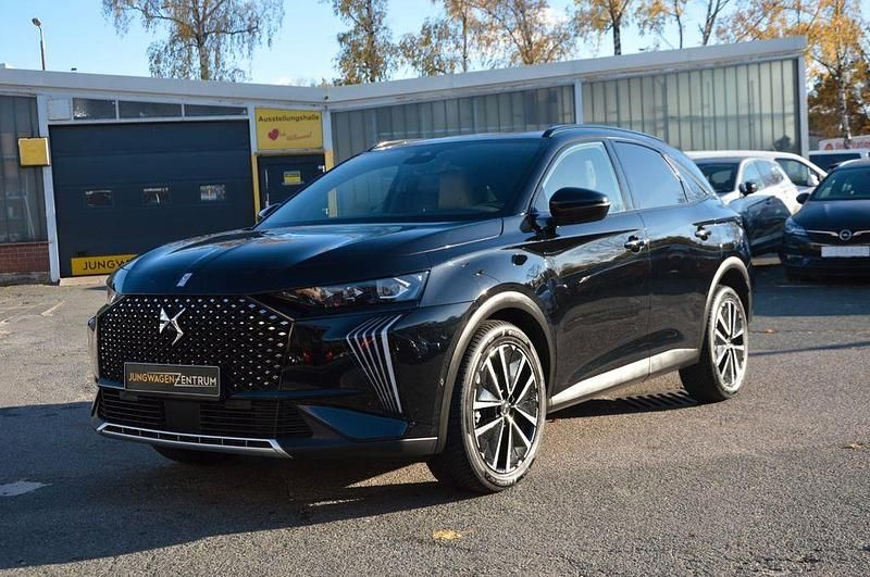 Schwarz Gebraucht 2024 DS Automobiles DS7 Crossback Opera SUV | 27.900 € (Superpreis) - Bild 1/4