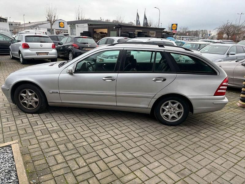 Gebraucht Mercedes C180 143 PS (105 kW) 2002 Silber Kombi