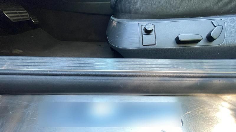 Gebraucht VW Phaeton 249 PS (183 kW) 2013 Schwarz Limousine