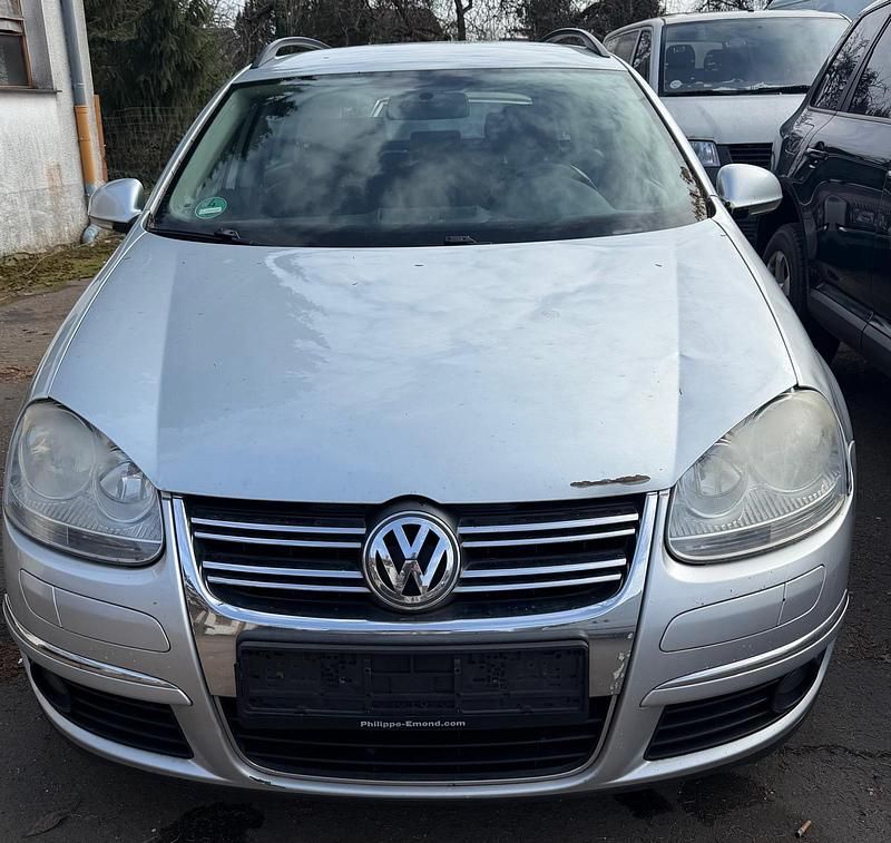 Gebraucht VW Golf V 104 PS (76 kW) 2009 Grau Kombi