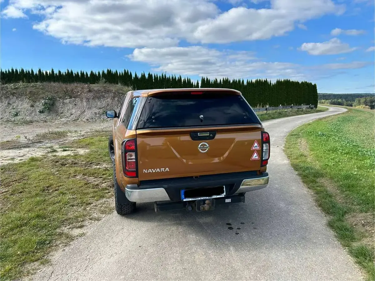 Gebraucht Nissan Navara S 163 PS (119 kW) 2019 Gelb Pickup