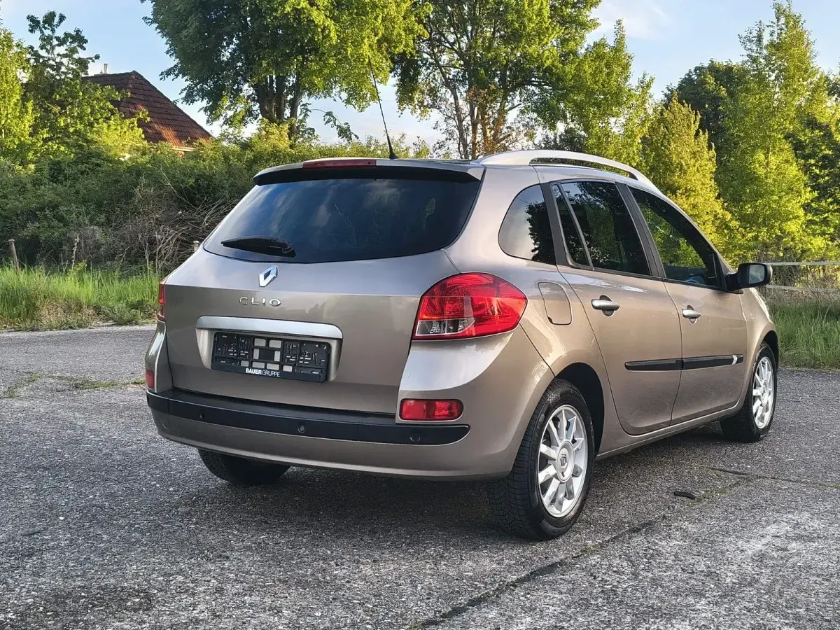 Gebraucht Renault Clio GrandTour Dynamique 111 PS (81 kW) 2008 Gelb Kombi