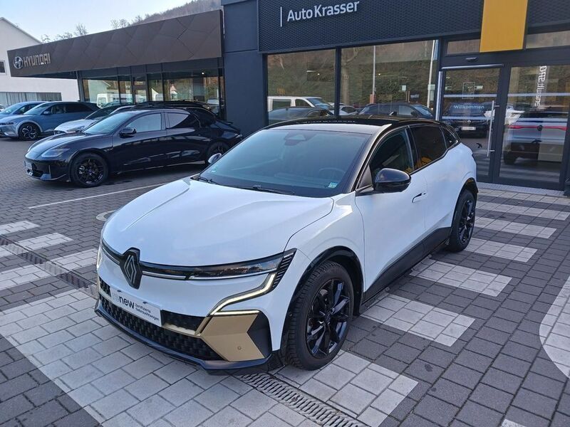 Weiß Gebraucht 2022 Renault Mégane Iconic Limousine | 29.890 € (Fairer Preis) - Bild 1/4