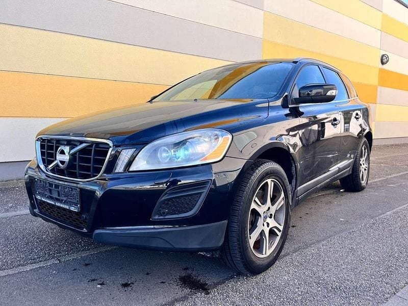 Gebraucht Volvo XC60 Summum 163 PS (119 kW) 2010 Schwarz SUV