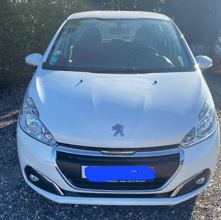 Weiß Gebraucht 2020 Peugeot 208 Active Kleinwagen | 9.800 € (Superpreis) - Bild 1/4