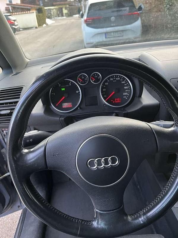 Second-hand Audi A2 75 CP (55 kW) 2005 Hatchback