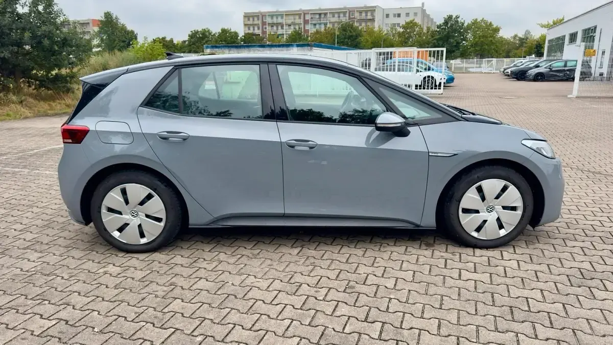 Gebraucht VW ID.3 Pro 106 kW (145 PS) 2021 Grau Kleinwagen