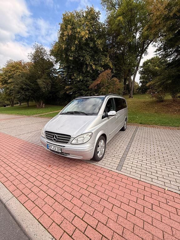 Silber Gebraucht 2006 Mercedes Viano Van / Kleinbus | 9.500 € (Superpreis) - Bild 1/4