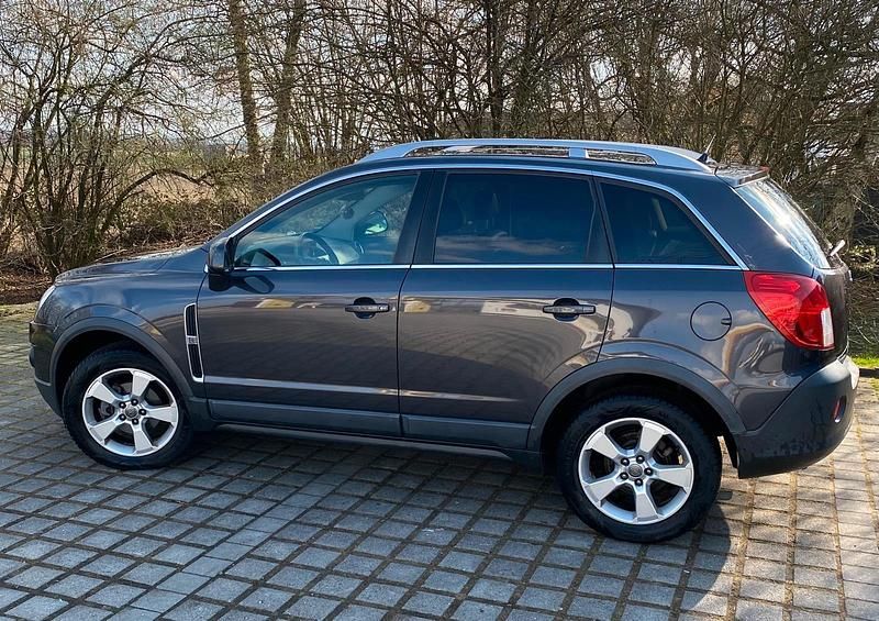 Gebraucht Opel Antara 163 PS (119 kW) 2013 Grau SUV