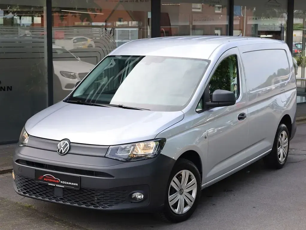 Gebraucht VW Caddy 102 PS (75 kW) 2023 Reflexsilber metallic Van / Kleinbus