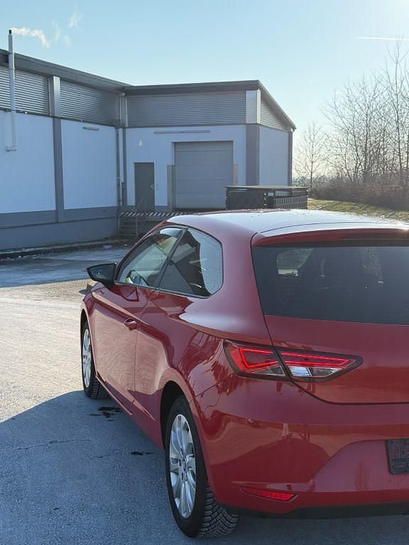 Second-hand Seat Leon SC Style 105 CP (77 kW) 2013 Roșu Hatchback