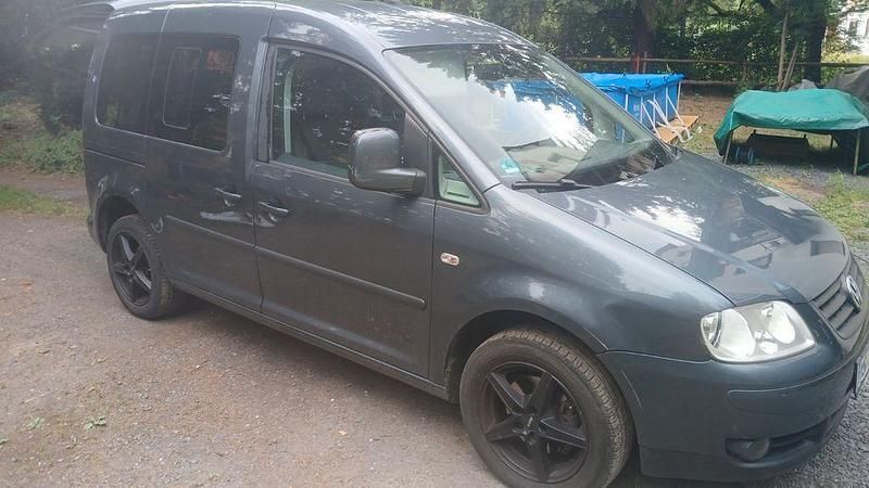 Grün Gebraucht 2009 VW Caddy Maxi Life Life Van / Kleinbus | 3.500 € (Guter Preis) - Bild 1/4