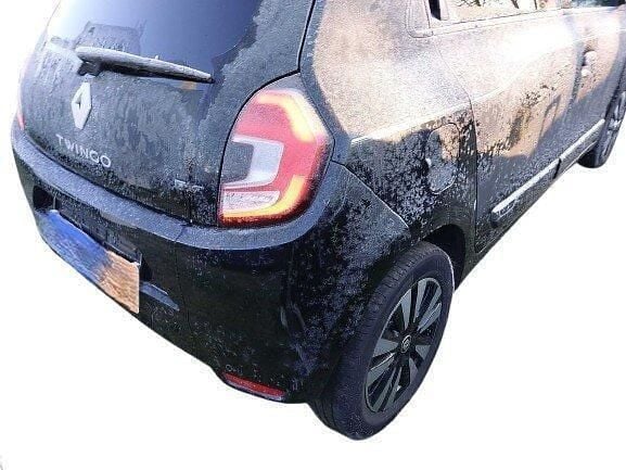 Gebraucht Renault Twingo Techno 60 kW (82 PS) 2023 Schwarz metallic Kleinwagen