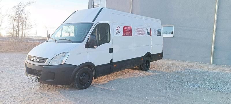 Gebraucht Iveco Daily 140 PS (102 kW) 2010 Weiß