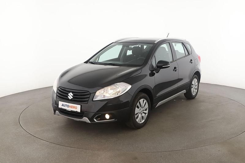 Schwarz Gebraucht 2014 Suzuki SX4 Comfort SUV | 12.090 € - Bild 1/3