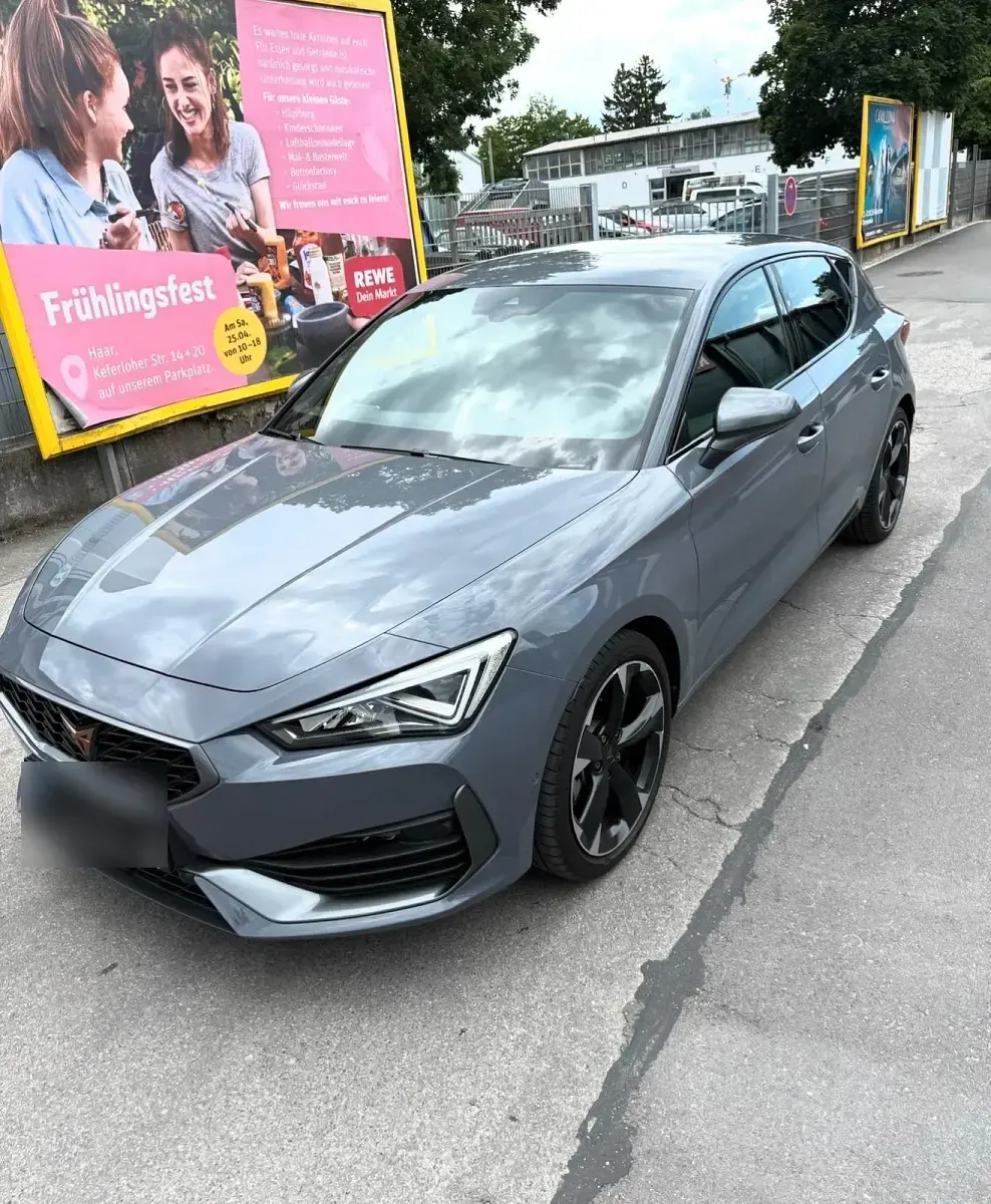 Gebraucht Cupra Leon 150 PS (110 kW) 2024 Grau Limousine