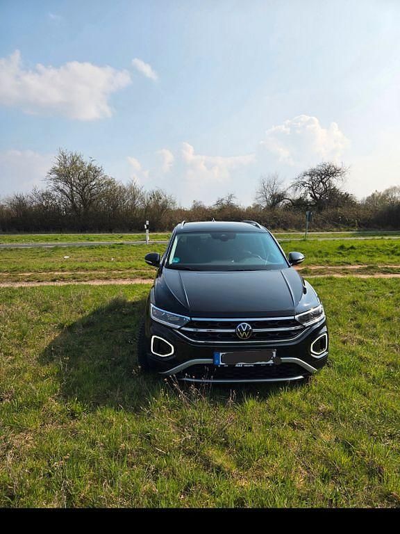 Gebraucht VW T-Roc Style 150 PS (110 kW) 2024 Schwarz SUV