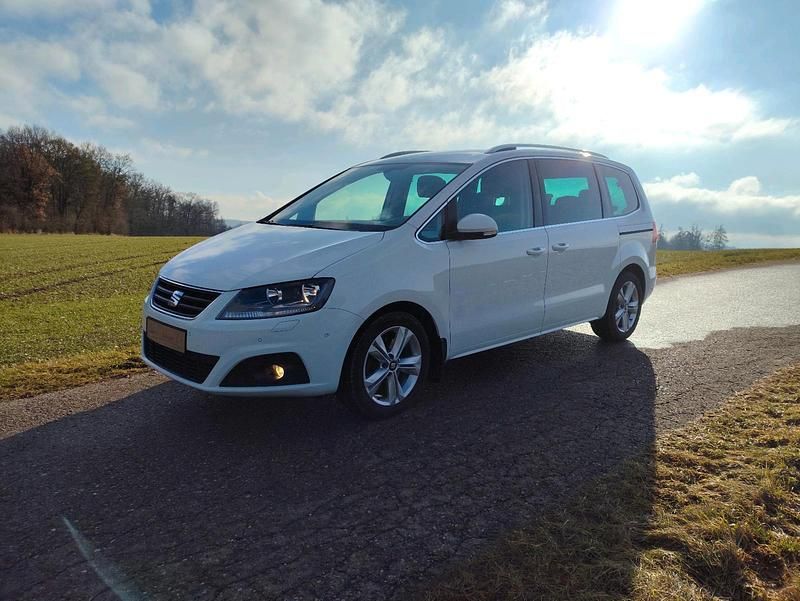 Gebraucht Seat Alhambra 4Drive 185 PS (136 kW) 2017 Weiß Van / Kleinbus