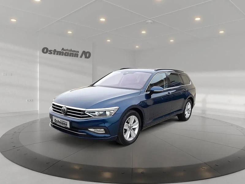 Blau Gebraucht 2021 VW Passat Business Kombi | 27.450 € (Guter Preis) - Bild 1/4