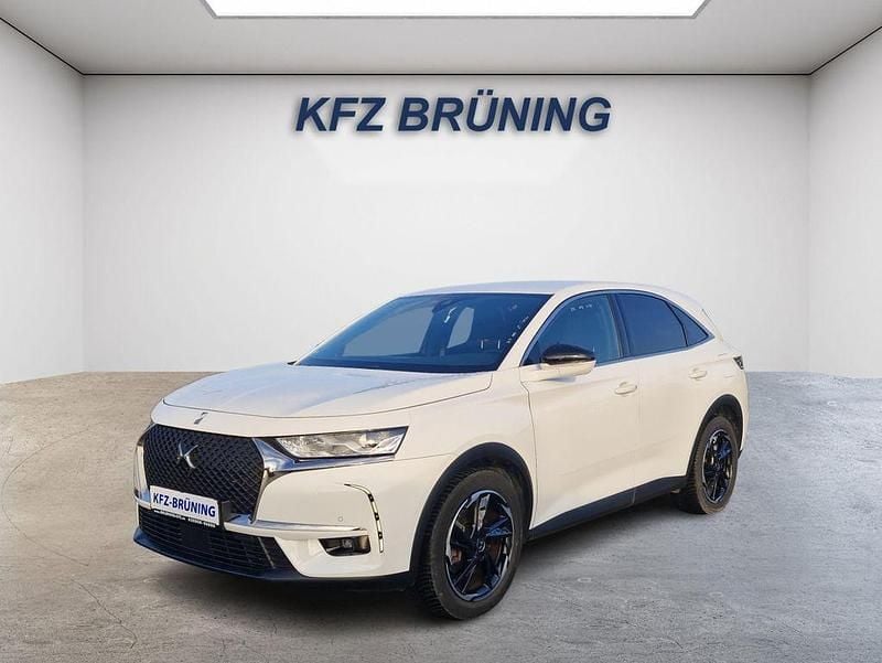Polar weiß Gebraucht 2022 DS Automobiles DS7 Crossback Bastille SUV | 20.280 € (Superpreis) - Bild 1/4
