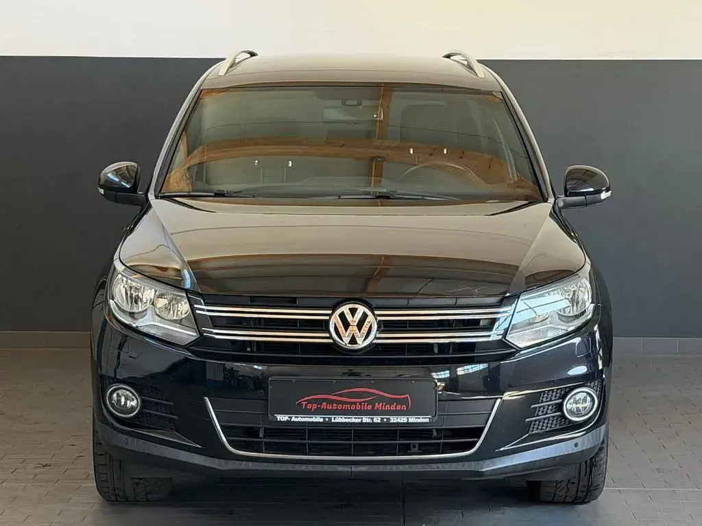 Gebraucht VW Tiguan LOUNGE 122 PS (89 kW) 2015 Schwarz SUV