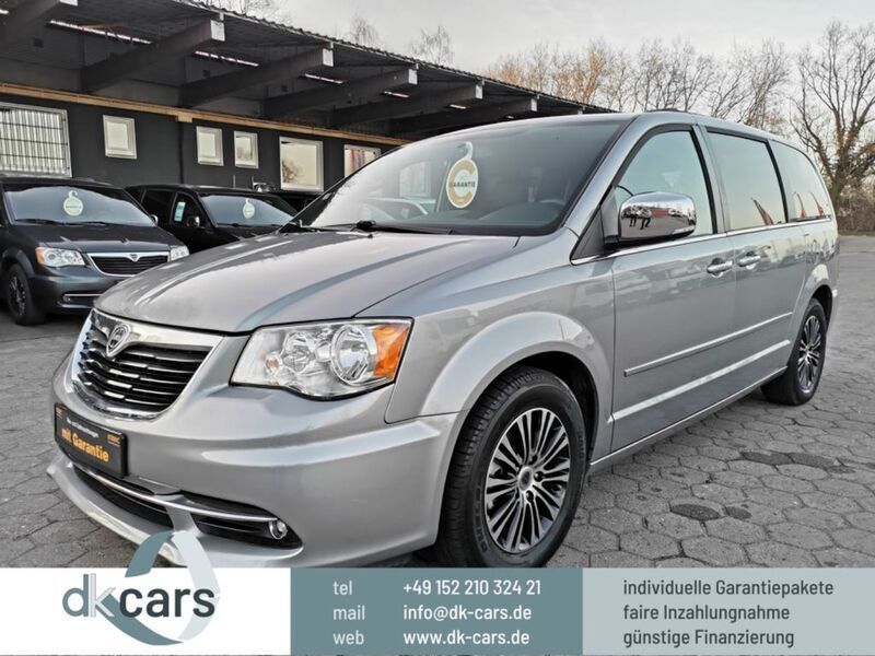 Colore esterno (billet silver) Gebraucht 2015 Lancia Voyager S Van / Kleinbus | 27.500 € - Bild 1/4
