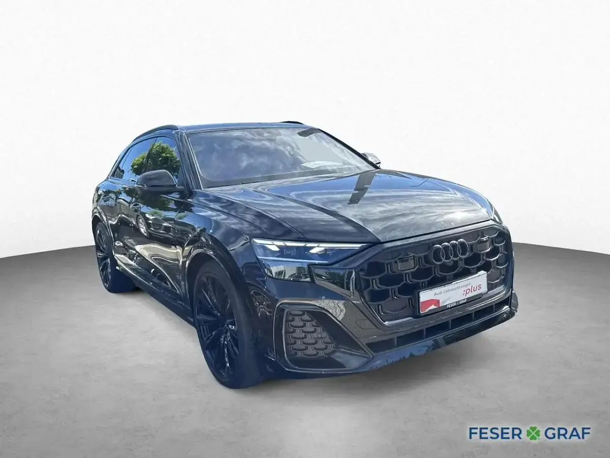 Gebraucht Audi Q8 S-Line 286 PS (210 kW) 2025 Mythosschwarz metallic SUV