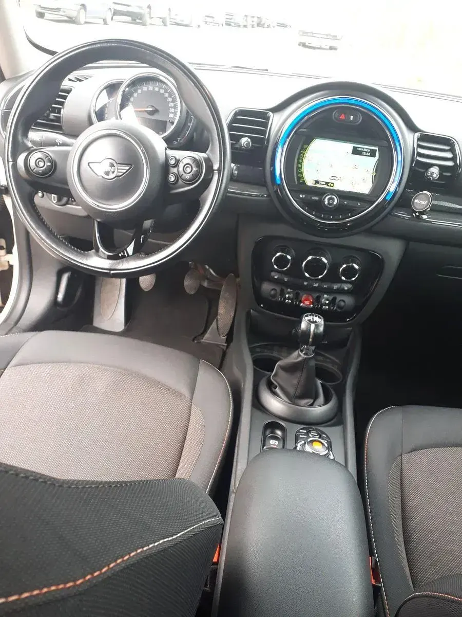 Gebraucht Mini Cooper D 116 PS (85 kW) 2017 Weiß Kleinwagen