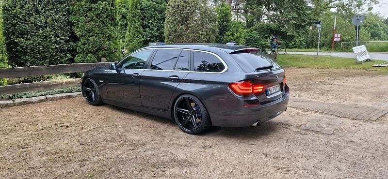 Grau Gebraucht 2011 BMW 535 Kombi | 11.499 € (Fairer Preis) - Bild 1/4
