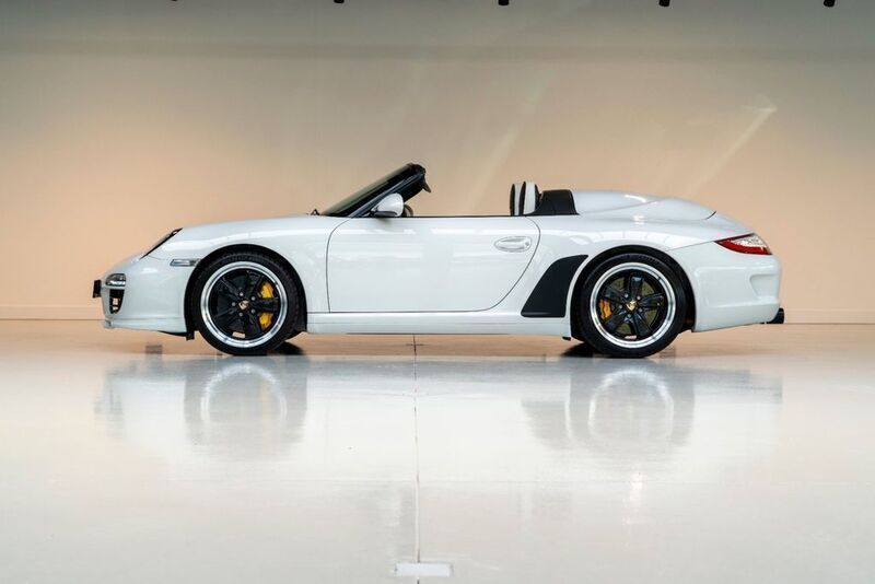 Weiß Gebraucht 2012 Porsche 997 Cabrio | 256.950 € - Bild 1/4