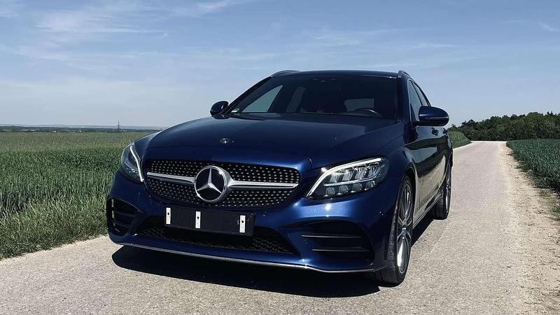 Blau Gebraucht 2019 Mercedes C300 AMG Kombi | 25.950 € (Fairer Preis) - Bild 1/4