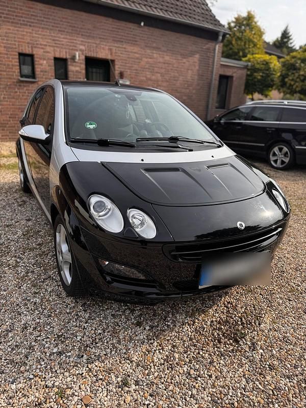 Schwarz Gebraucht 2004 Smart ForTwo Coupé Kleinwagen | 1.950 € - Bild 1/4