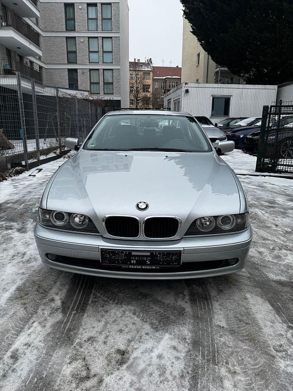 Gebraucht BMW 520 170 PS (125 kW) 2001 Grau Limousine