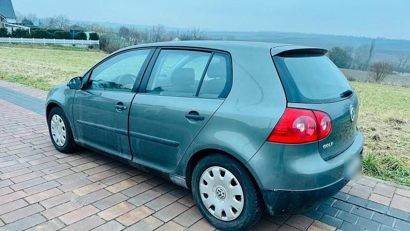 Brugt VW Golf IV 75 HK (55 kW) 2004 Grå Sedan