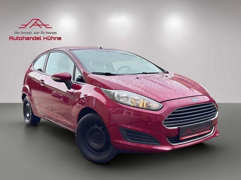 Gebraucht Ford Fiesta 60 PS (44 kW) 2013 Rot Kleinwagen