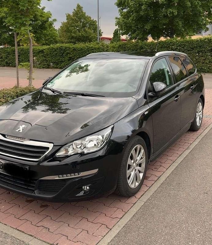 Gebraucht 2017 Peugeot 308 Allure Limousine | 8.999 € (Fairer Preis) - Bild 1/4