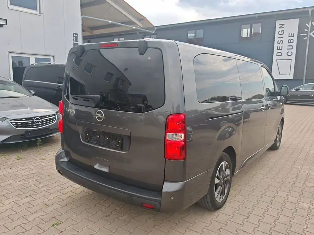 Gebraucht Opel Zafira Life Elegance 177 PS (130 kW) 2022 Grau Van / Kleinbus