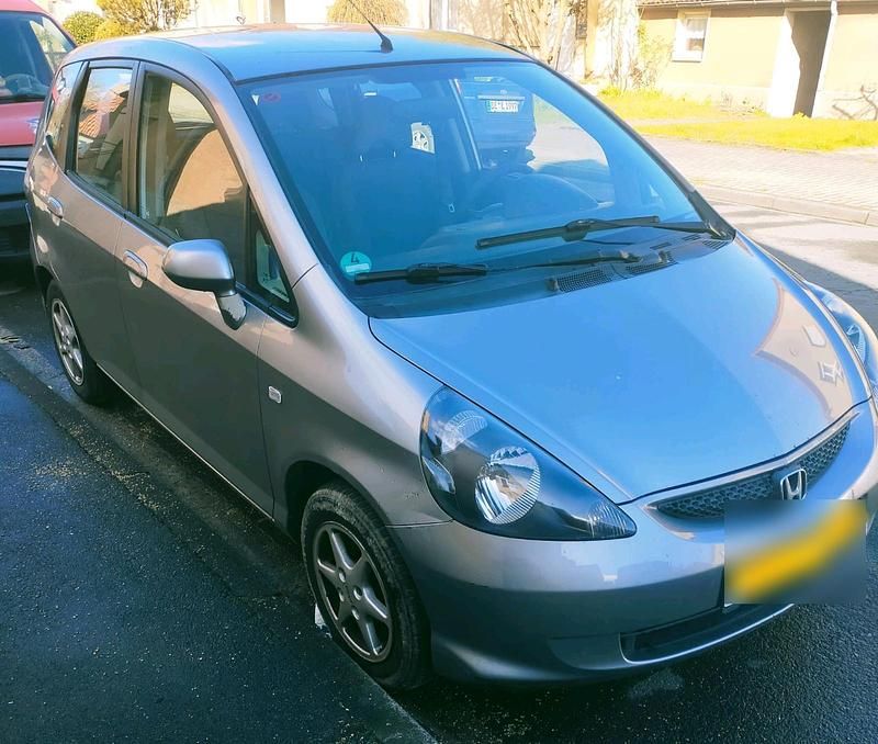 Gebraucht Honda Jazz 78 PS (57 kW) 2007 Grau Kleinwagen
