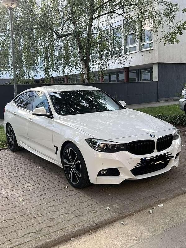 Weiß Gebraucht 2016 BMW 320 Gran Turismo M Sport Limousine | 17.700 € (Guter Preis) - Bild 1/4