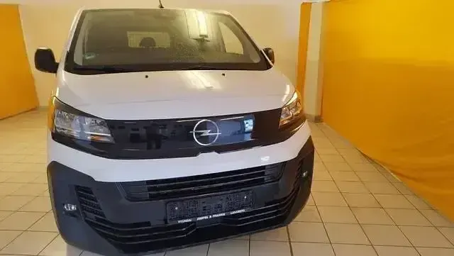 Gebraucht Opel Vivaro-e Combi 2025 Andere Van / Kleinbus