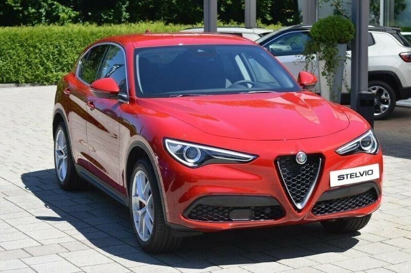 Gebraucht Alfa Romeo Stelvio Super 200 PS (147 kW) 2021 Rot SUV