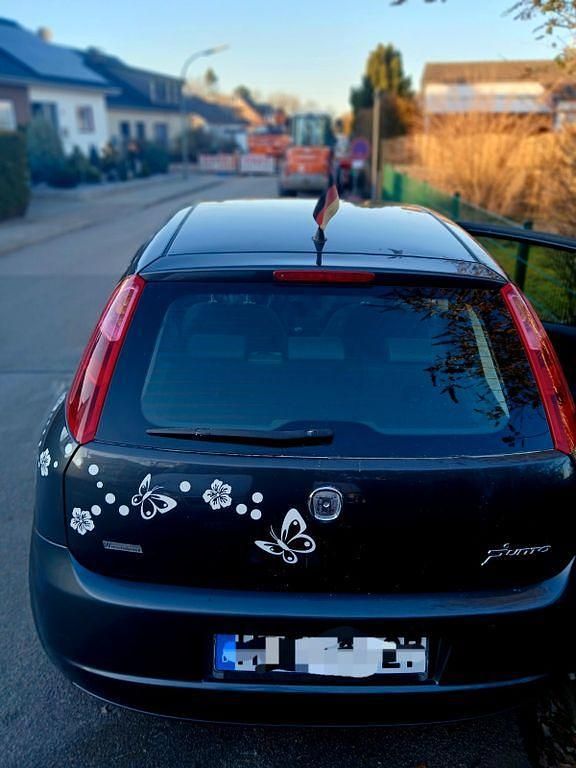 Gebraucht Fiat Punto Dynamic 65 PS (47 kW) 2008 Schwarz Kleinwagen