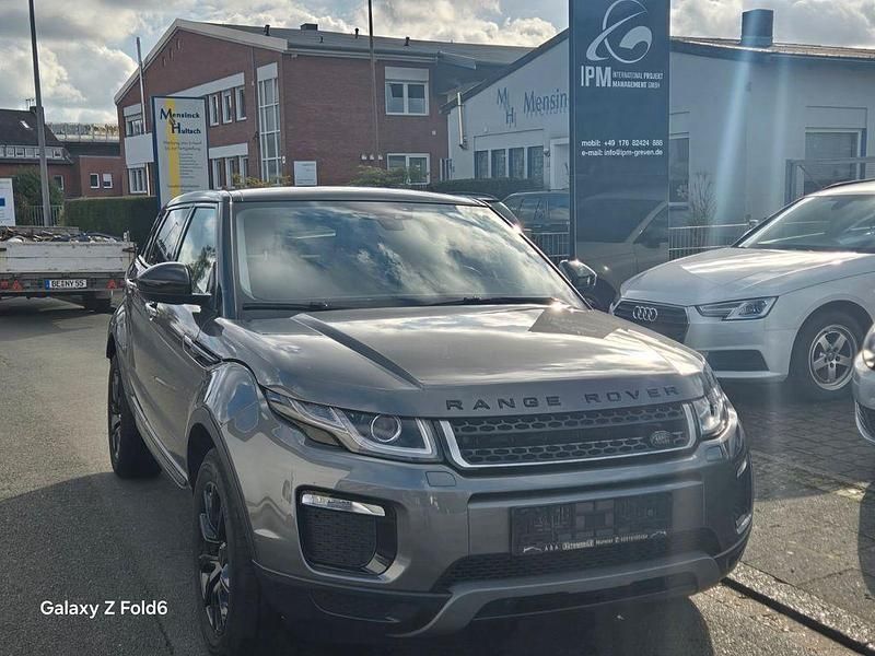 Grau Gebraucht 2019 Land Rover Range Rover evoque SE SUV | 19.400 € (Guter Preis) - Bild 1/4