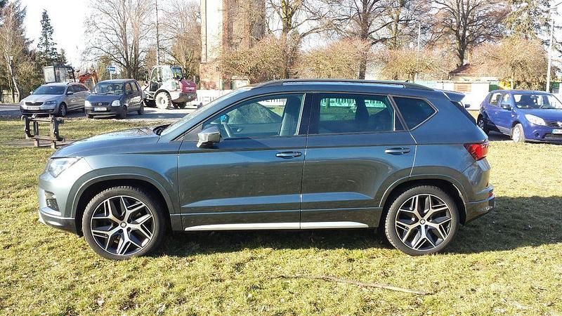 Gebraucht Seat Ateca 4Drive 190 PS (139 kW) 2020 Grau SUV