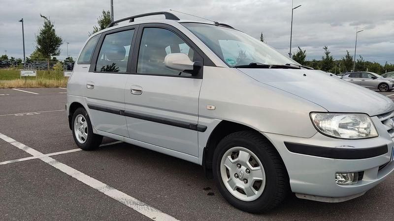 Gebraucht Hyundai Matrix GLS 103 PS (75 kW) 2003 Silber Van / Kleinbus